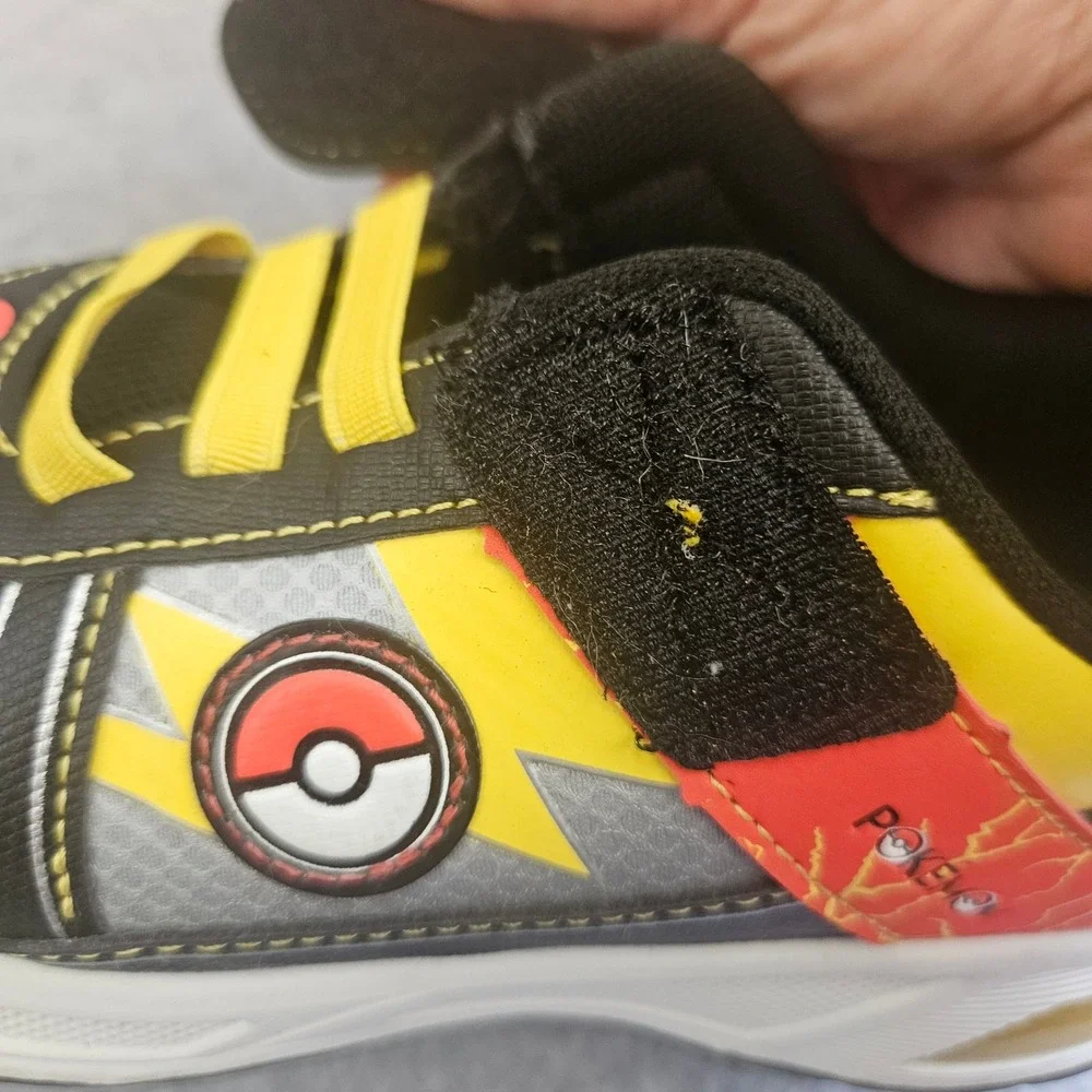 POKEMON PIKACHU KIDS | Shoes Sz 1 Black Yellow Gray Red Sneaker Light up Anime